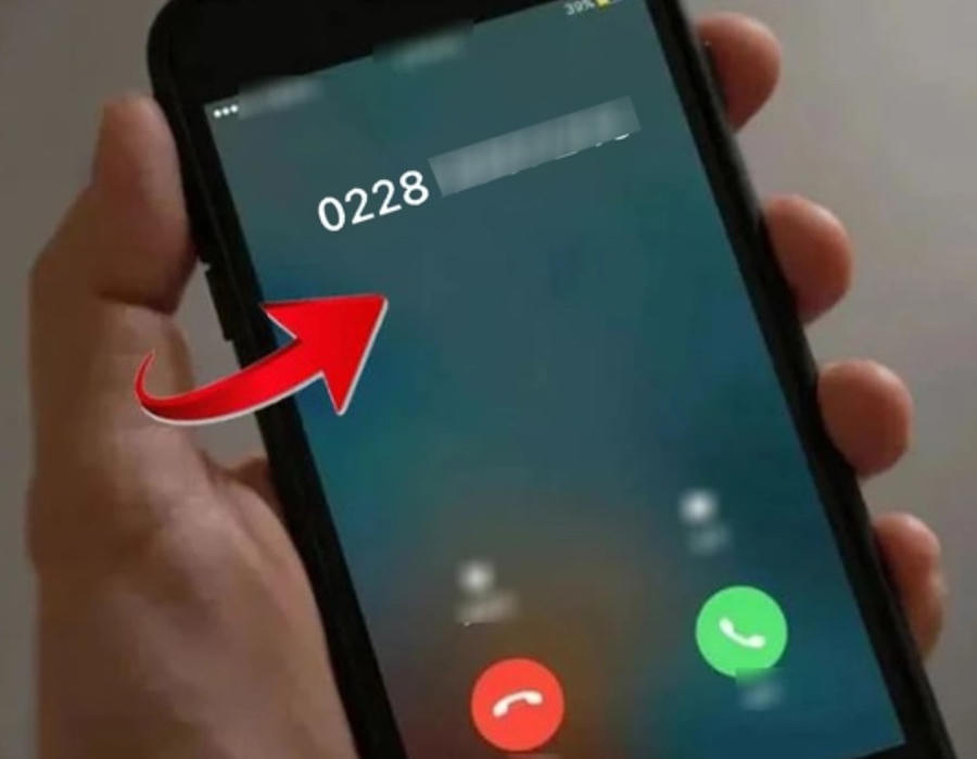 Tuyệt đối không gọi lại hoặc nhắn tin phản hồi các số lạ có dấu hiệu nhá máy, đặc biệt là các số có dấu “+” phía trước. Ảnh Internet