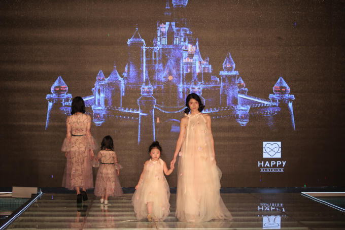 Khán giả mãn nhãn với Tuần lễ thời trang trẻ em Việt Nam - Vietnam Junior Fashion Week mùa thứ 3