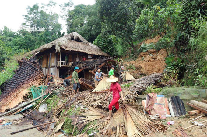 Lũ ống đã làm sập nhiều ngôi nhà ở Hà Giang.