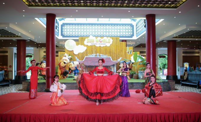 Đ&oacute;n Trung thu với c&aacute;c nh&acirc;n vật cổ t&iacute;ch ở Sun World Danang Wonders