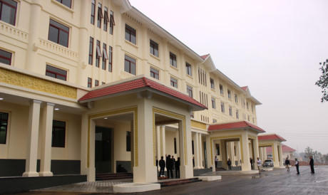 Phòng của Bí thư, Phó Bí thư Tỉnh ủy Hòa Bình vượt tiêu chuẩn cả tỷ đồng.
