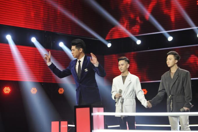 Không gian huyền bí, ma mị ngập tràn vòng Đối đầu với tiết mục của học trò Thu Phương