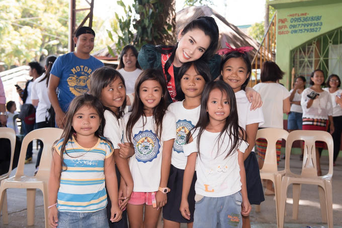 Huỳnh Vy rạng rỡ tham gia các hoạt động sôi nổi tại Miss Tourism Queen Worldwide 2018