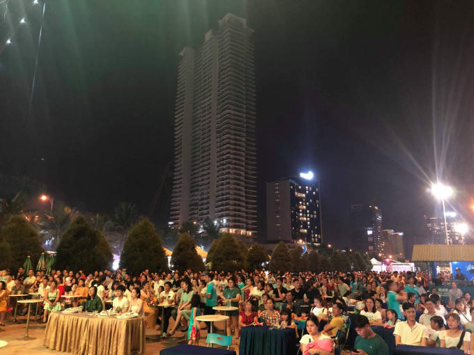 Ban tổ chức còn giới thiệu các hoạt động mới phục vụ du khách như: Chương trình "Nhặt rác trao yêu thương", trưng bày sản phẩm tái chế từ rác thải, hội thi cờ tướng tại Đỉnh Bàn Cờ - bán đảo Sơn Trà, hội thi bơi cho người yêu biển, trình diễn khinh khí cầu, chạy bộ bãi biển, đêm đại nhạc hội với sự góp mặt của các ca sỹ nổi tiếng, đặc biệt, chương trình Lễ khai mạc 16h30 - thứ 6 ngày 26 tháng 4 năm 2019 sẽ đem đến những tiết mục đặc sắc phục vụ người dân và du khách.