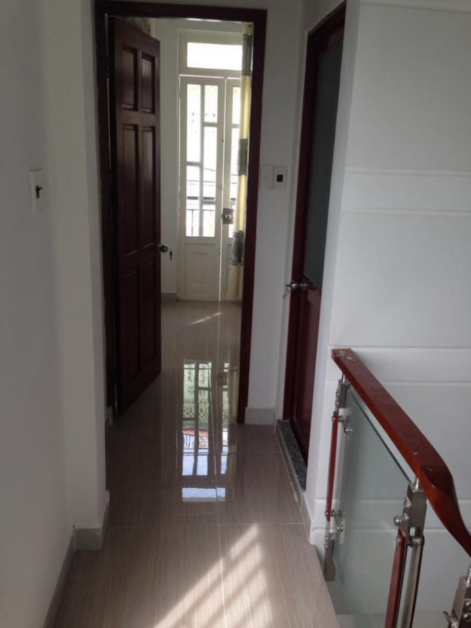 Lối qua lại rộng rãi, thuận tiện giao giữa các phòng trong căn nhà.