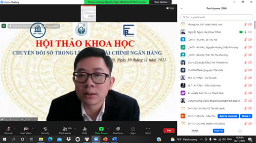 TS. Nguyễn Ngọc Hải trình bày tham luận.
