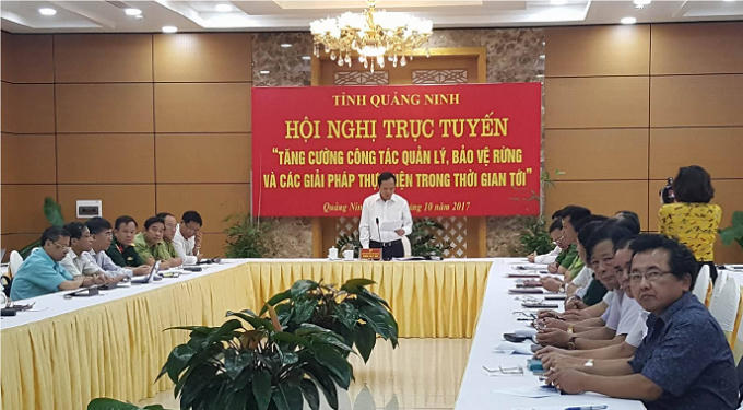 Đầu cầu Quảng Ninh, đồng chí Đặng Huy Hậu chủ trì Hội nghị với sự tham gia của các lãnh đạo sở ban ngành.