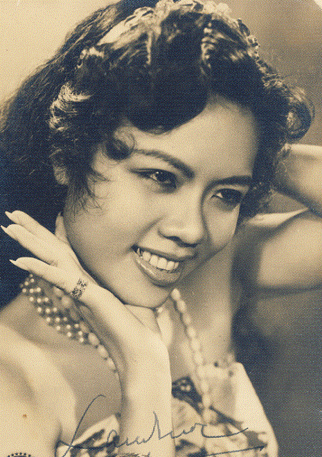 Nghệ sĩ &Uacute;t Bạch Lan hồi trẻ.