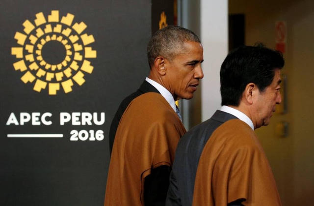 Thủ tướng Shinzo Abe gặp Tổng thống đắc cử Trump tại tháp Trump, New York hôm 17/11 (Ảnh: Reuters).