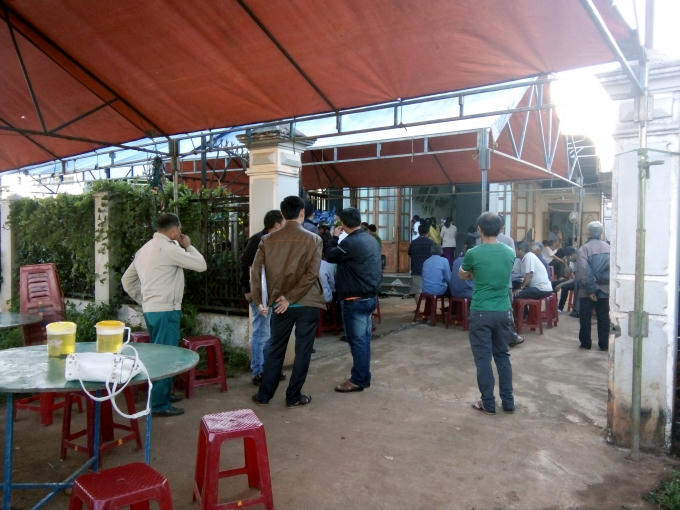 Gia đình tổ chức tang lễ cho nạn nhân.