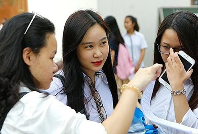 Nhiều vấn đề cộng điểm ưu tiên được đặt ra sau kỳ thi THPT (tienphong.vn)