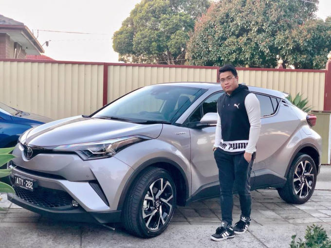 Cuộc sống sang chảnh của chồng c&ocirc; d&acirc;u Khmer g&acirc;y sốt mạng x&atilde; hội