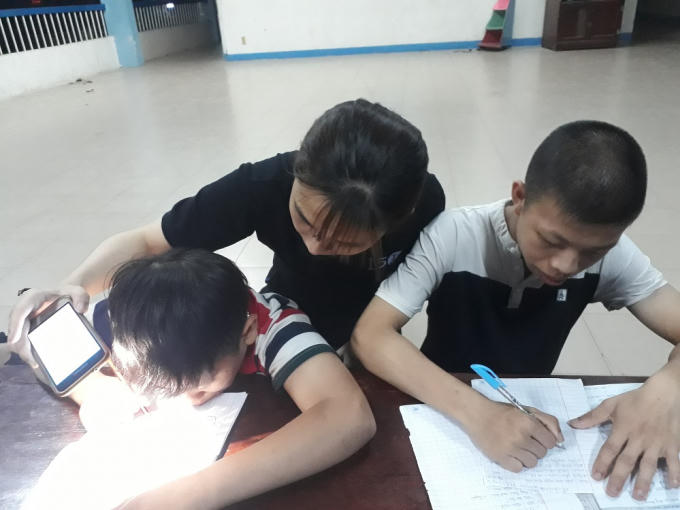 Lớp học không bụi phấn nhưng tràn đầy yêu thương ở Đà Nẵng. (Ảnh: Hoa Nhi)