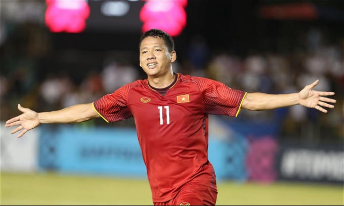 Anh Đức đang thi đấu xuất sắc trong màu áo ĐT Việt Nam. (Ảnh: VnExpress)