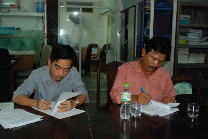 Đôi bên ký hợp đồng chuyển nhượng cổ phần vào chiều 3/5.