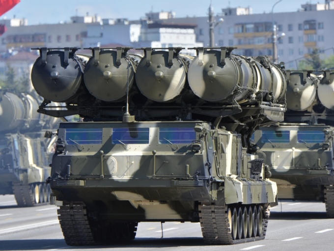 S-300 (Ảnh: Business Insider).