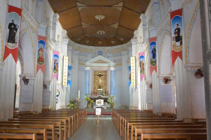 Nhà thờ đẹp mê hồn với những đường nét kiến trúc Gothic