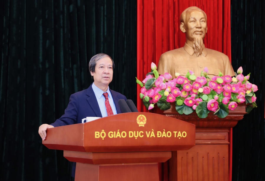 Giới thiệu Bộ trưởng Bộ GD&ĐT ứng cử ĐBQH khóa XVI