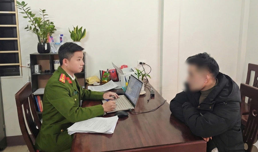 T.C.T. “Lợi dụng mạng xã hội cung cấp, chia sẻ thông tin sai sự thật” - Ảnh Công an Nghệ An.