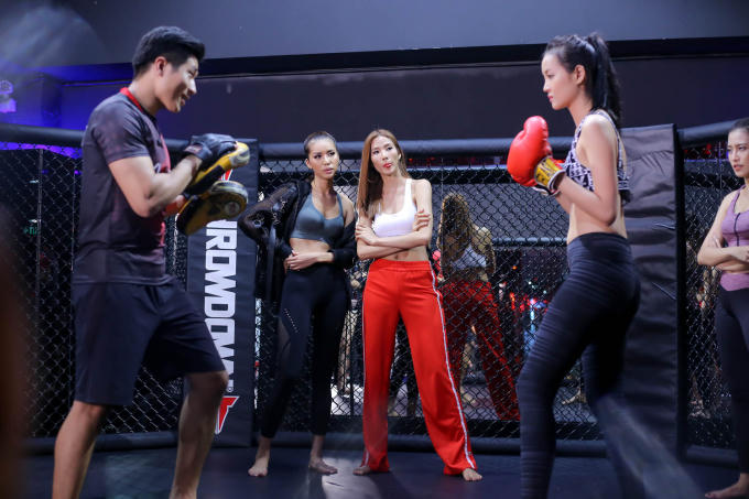 Minh T&uacute; lớn tiếng khuy&ecirc;n Lan Khu&ecirc;