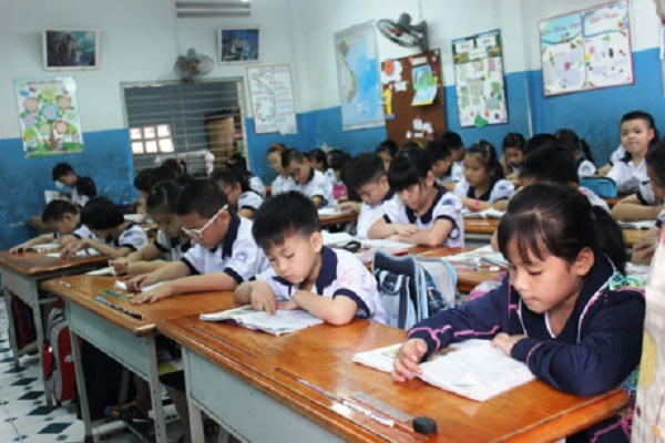 Học sinh học ở trường 2 buổi/ngày là quá đủ, không cần phải giao bài tập về nhà. Ảnh: K.Q