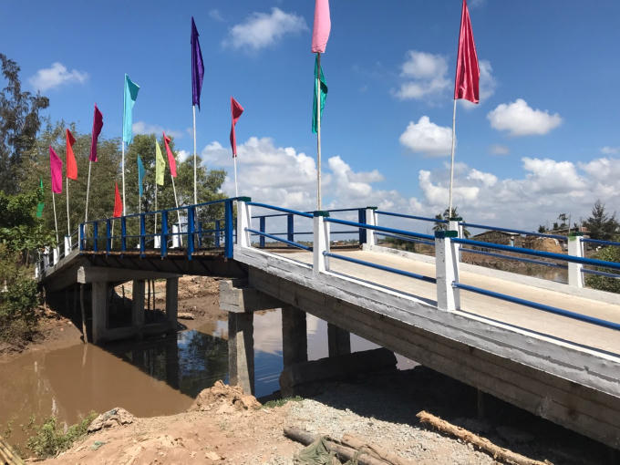 Chiếc cầu có ý nghĩa quan trọng cho bà con vùng xa còn khó khăn.