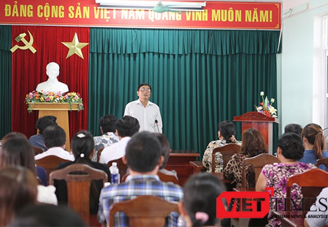 Chiều 29/4, tại Âu thuyền Thọ Quang (Đà Nẵng), lãnh đạo Sở NN và PTNT đã tổ chức đối thoại với ngư dân, tiểu thương, các nhà hàng kinh doanh mặt hàng thủy hải sản.
