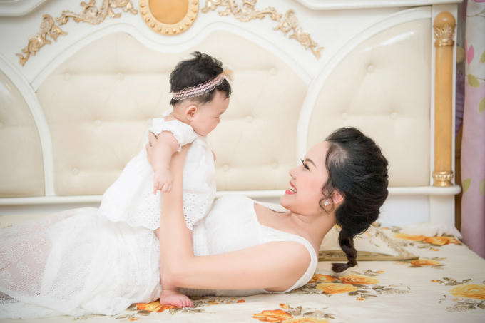 Hoa hậu Thân thiện Đậu Thị Hồng Phúc bất ngờ tái xuất sau nhiều năm ở ẩn