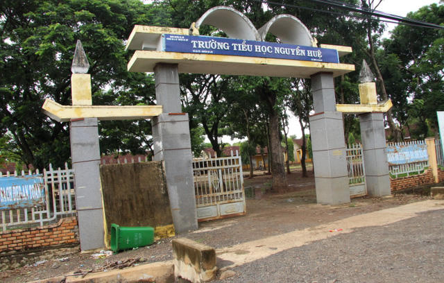 Trường tiểu học Nguyễn Huệ - nơi ông Duẩn hiếp dâm và dâm ô nhiều học sinh. (Ảnh: Dân trí)