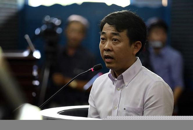 Nguyễn Minh Hùng tại toà