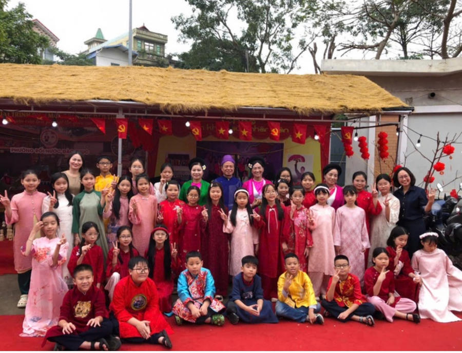 Buổi trải nghiệm thực tế đầy ý nghĩa. Ảnh Phạm Trang