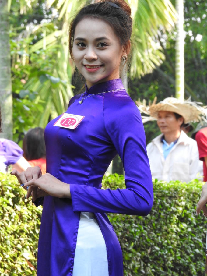 Ngắm loạt ảnh top 15 Người đẹp Ảnh Việt Nam khoe sắc trong t&agrave; &aacute;o d&agrave;i truyền thống