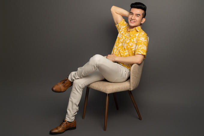 USB - The Best of Đan Truong’s songs là dự án bao gồm 165 bài hát từ năm 1997, gắn liền với tên tuổi của Đan Trường khi mới chập chững vào nghề.