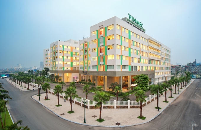 Vingroup cam ket danh 100% loi nhuan thu duoc tu Vinmec va Vinschool de tai dau tu