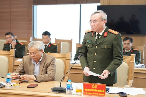 Đại tá Nguyễn Thuận, Phó Giám đốc Công an tỉnh Quảng Ninh phát biểu tại buổi làm việc.