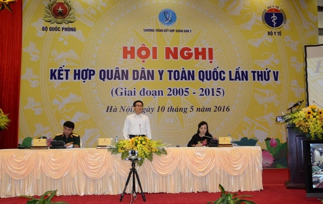 Phó Thủ tướng Vũ Đức Đam phát biểu tại Hội nghị quân dân y toàn quốc lần thứ 5. Ảnh: Đỗ Thoa