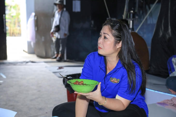 Hồng V&acirc;n t&aacute;o bạo đem kịch kinh dị l&ecirc;n s&acirc;n khấu Tiếu L&acirc;m Tứ Trụ