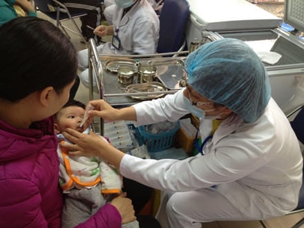 Việt Nam chuyển đổi sử dụng vắc xin bại liệt uống 2 tuýp thay thế vắc xin bại liệt uống 3 tuýp. Ảnh minh họa, nguồn: Internet.