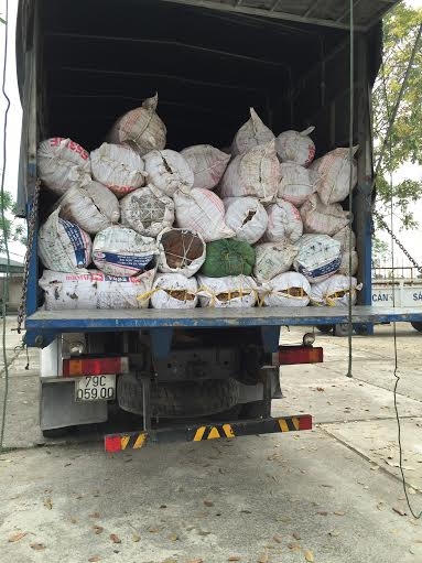 Trên xe chở 6 tấn tóp mỡ kh.ông rõ nguồn gốc