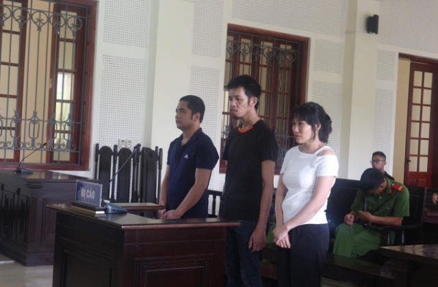 Mẹ nghèo khóc cạn nước mắt vì đứa con “trời đánh” vào tù ra tội như cơm bữa