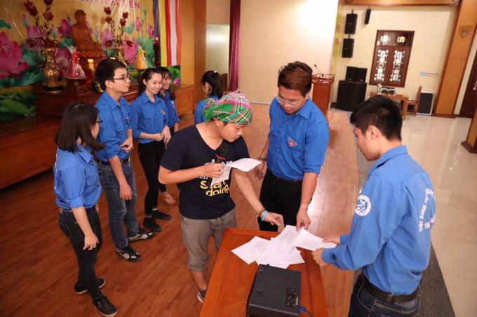 Hội nghị tập huấn n&acirc;ng cao năng lực quản l&yacute; t&igrave;nh nguyện tại ch&ugrave;a Qu&aacute;n Sứ