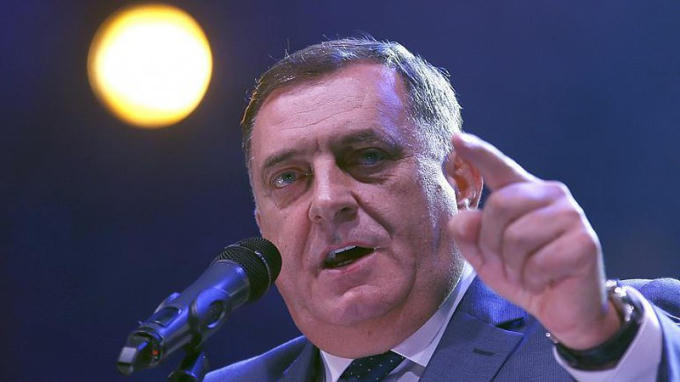 Ông Milorad Dodik trong một chiến dịch vận động năm 2018. Ảnh: AP