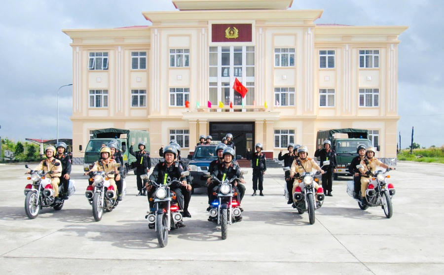 Các tổ công tác Công an tỉnh Cà Mau tăng cường tuần tra, kiểm soát trên các tuyến đường trọng điểm dịp Tết Nguyên đán Bính Ngọ 2026.