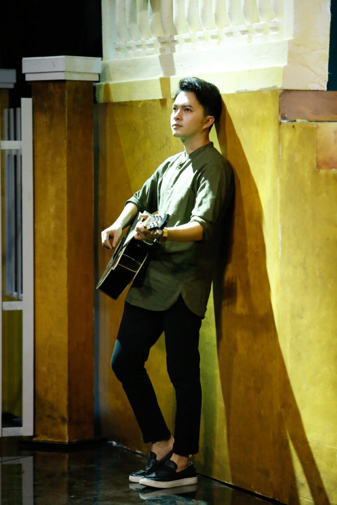 Nam Cường hóa nhạc sĩ nghèo van xin tình yêu trong Người Kể Chuyện Tình