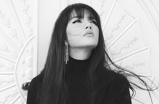 Lý Nhã Kỳ trở thành một trong 2 nhà bảo trợ là cá nhân cho tổ chức Cinéfondation của LHP Cannes.