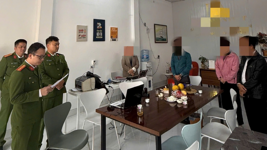 Công an tỉnh Thái Nguyên đã khởi tố vụ án hình sự, khởi tố bị can, ra lệnh tạm giam và khám xét khẩn cấp đối với Phạm Thị Hồng G, Hoàng Văn H và Nguyễn Văn T. Ảnh: CA Thái Nguyên.