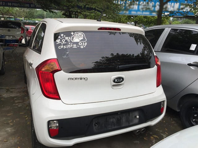 Những chiếc xe Van nhập từ Hàn Quốc không còn gây sốt tại Việt Nam, nhiều chủ đại lý ôm hàng chục chiếc xe mà không bán được.