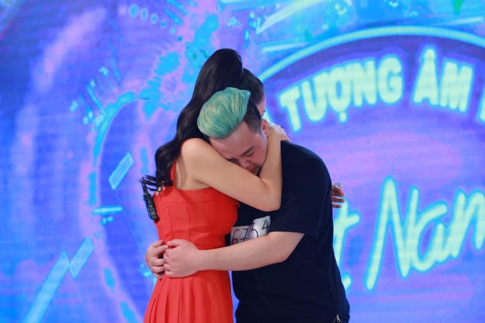 Tập 2 Vietnam Idol: Thu Minh rưng rưng khi nghe b&agrave;i h&aacute;t về Trần Lập của ch&agrave;ng trai vi&ecirc;m m&agrave;ng n&atilde;o