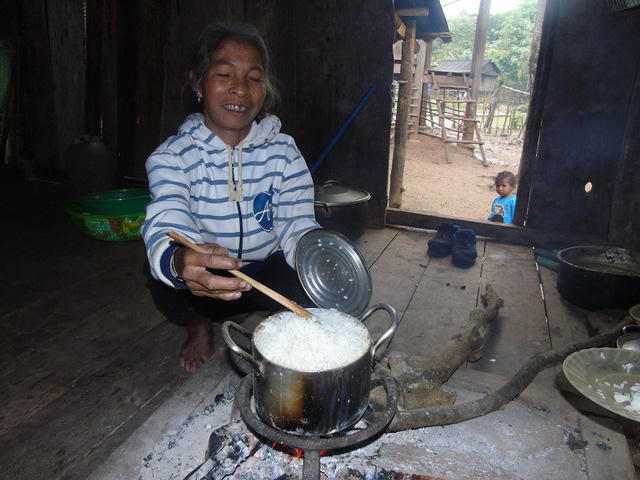 Nhờ cánh đồng lúa nước của BĐBP, dân bản Ka Ai đã no đủ hơn