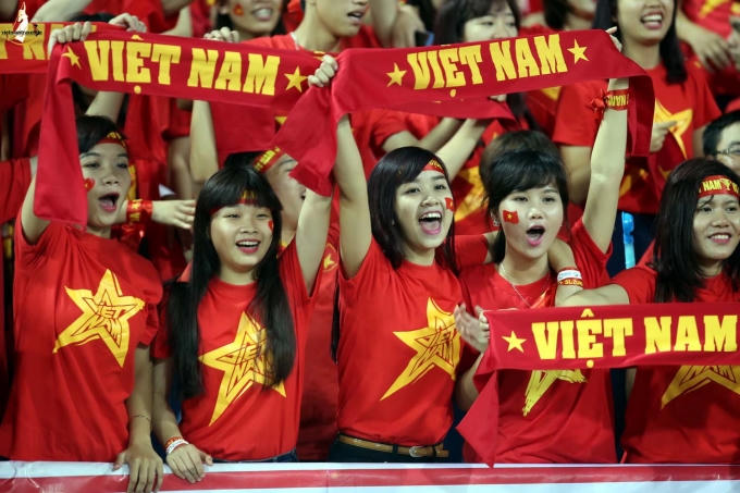 Người Việt: nam 58 kg, nữ 45 kg.